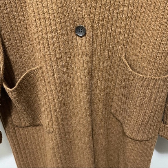 Uniqlo Women’s Small Wool Cardigan Brown V-Neck Single Button - Picture 5 of 9